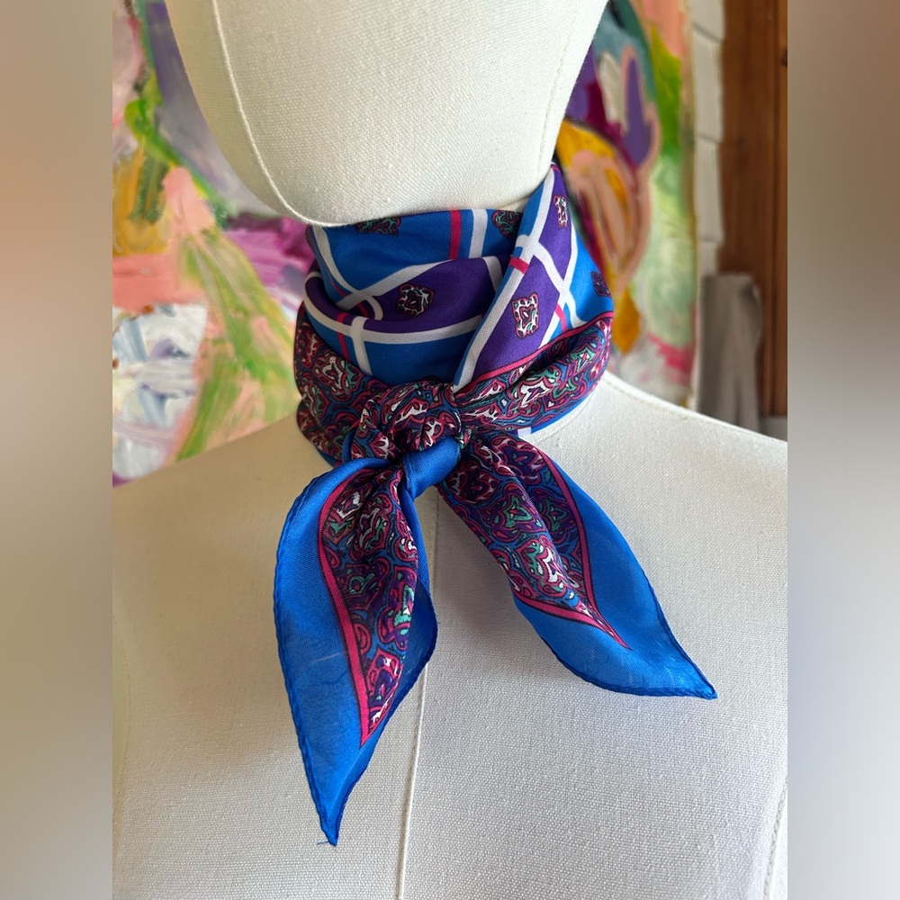 Vintage Scarf 30”x31”